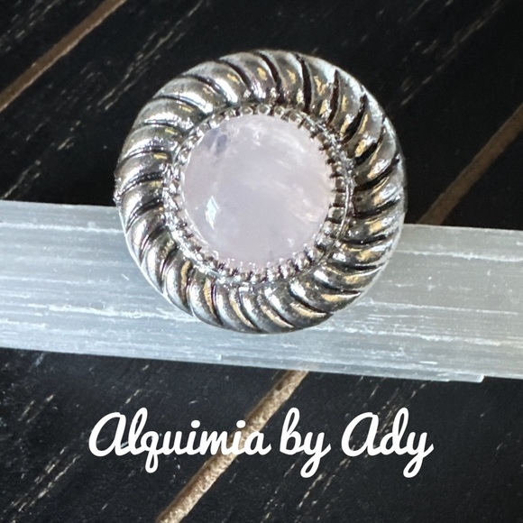 Alquimia Silver and Pink quartz adjustable cuff Twisted Border Ring - Picture 1 of 1